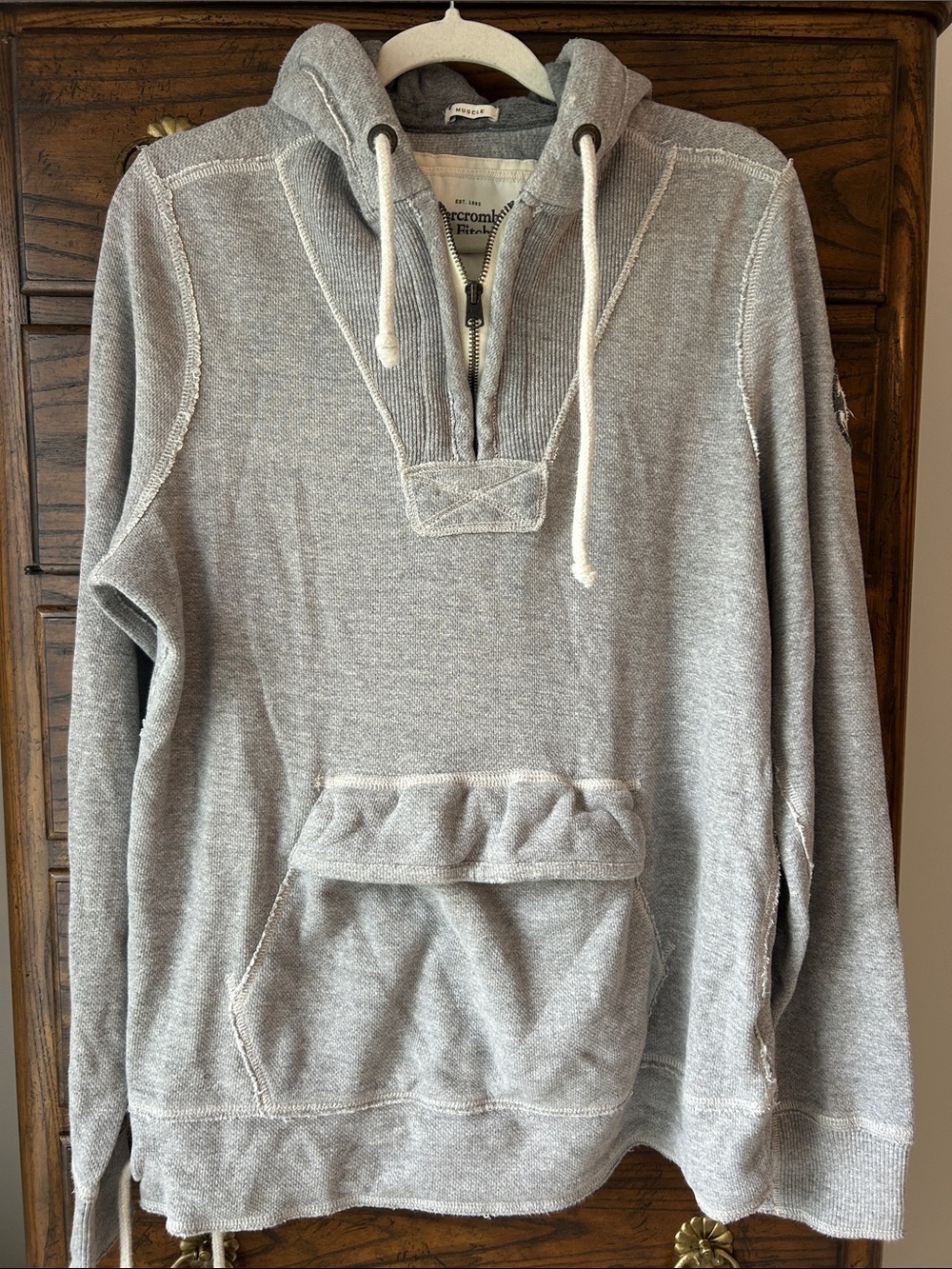 Abercrombie & Fitch Vintage Muscle Light Gray Hooded Half-Zip Pullover, Size XL
